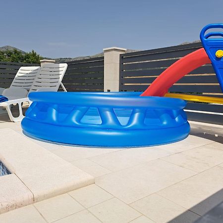 Villa "Amber" Luxury Apartments With A Pool Mlini Dış mekan fotoğraf