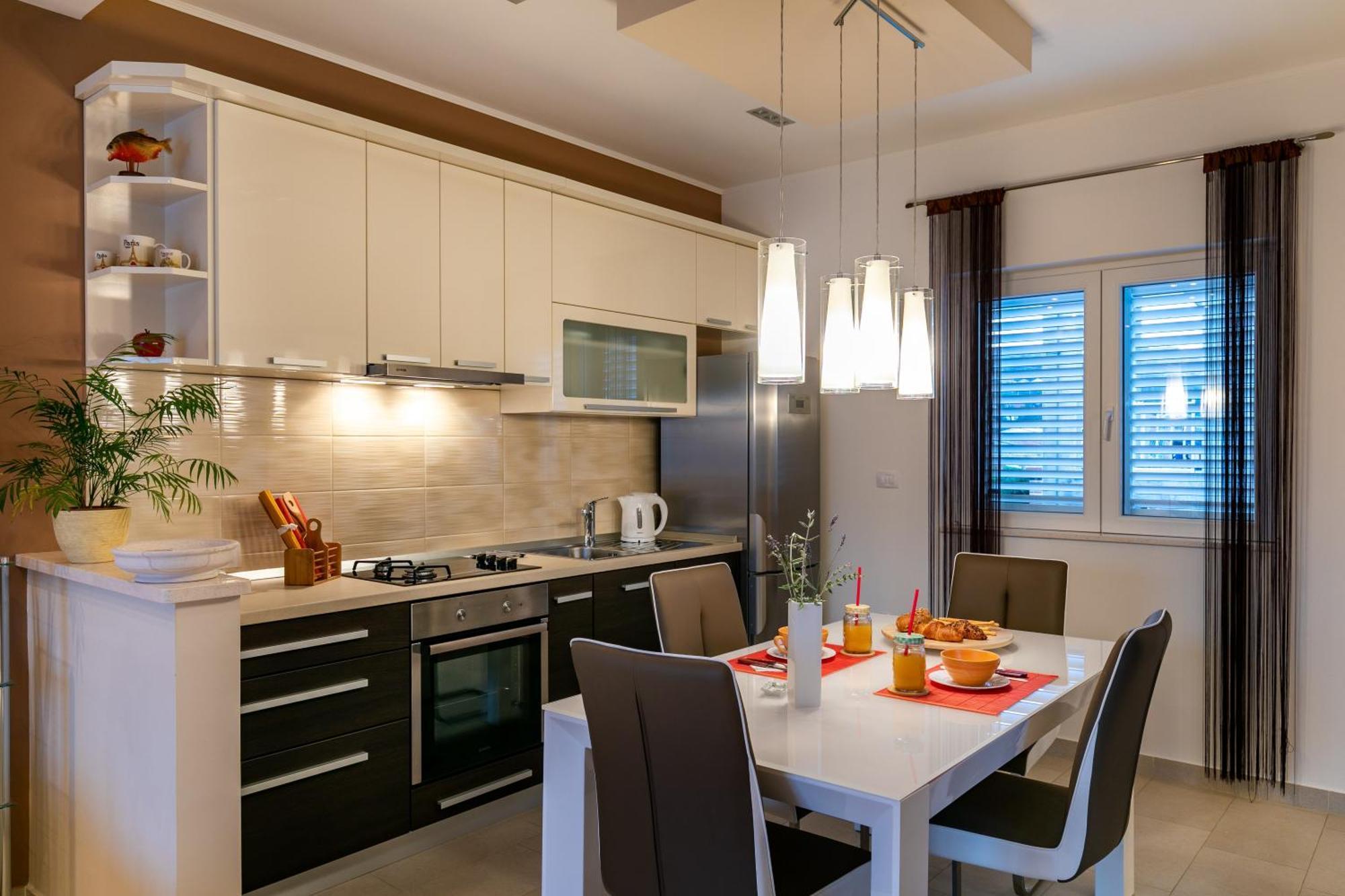 Villa "Amber" Luxury Apartments With A Pool Mlini Oda fotoğraf