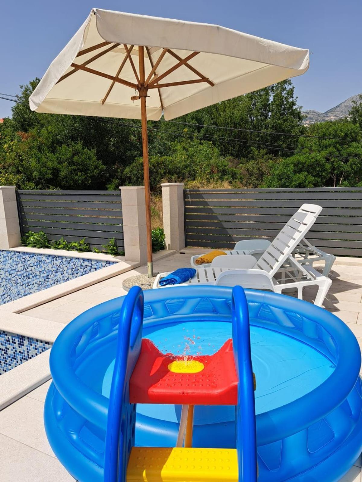 Villa "Amber" With A Pool Mlini Dış mekan fotoğraf
