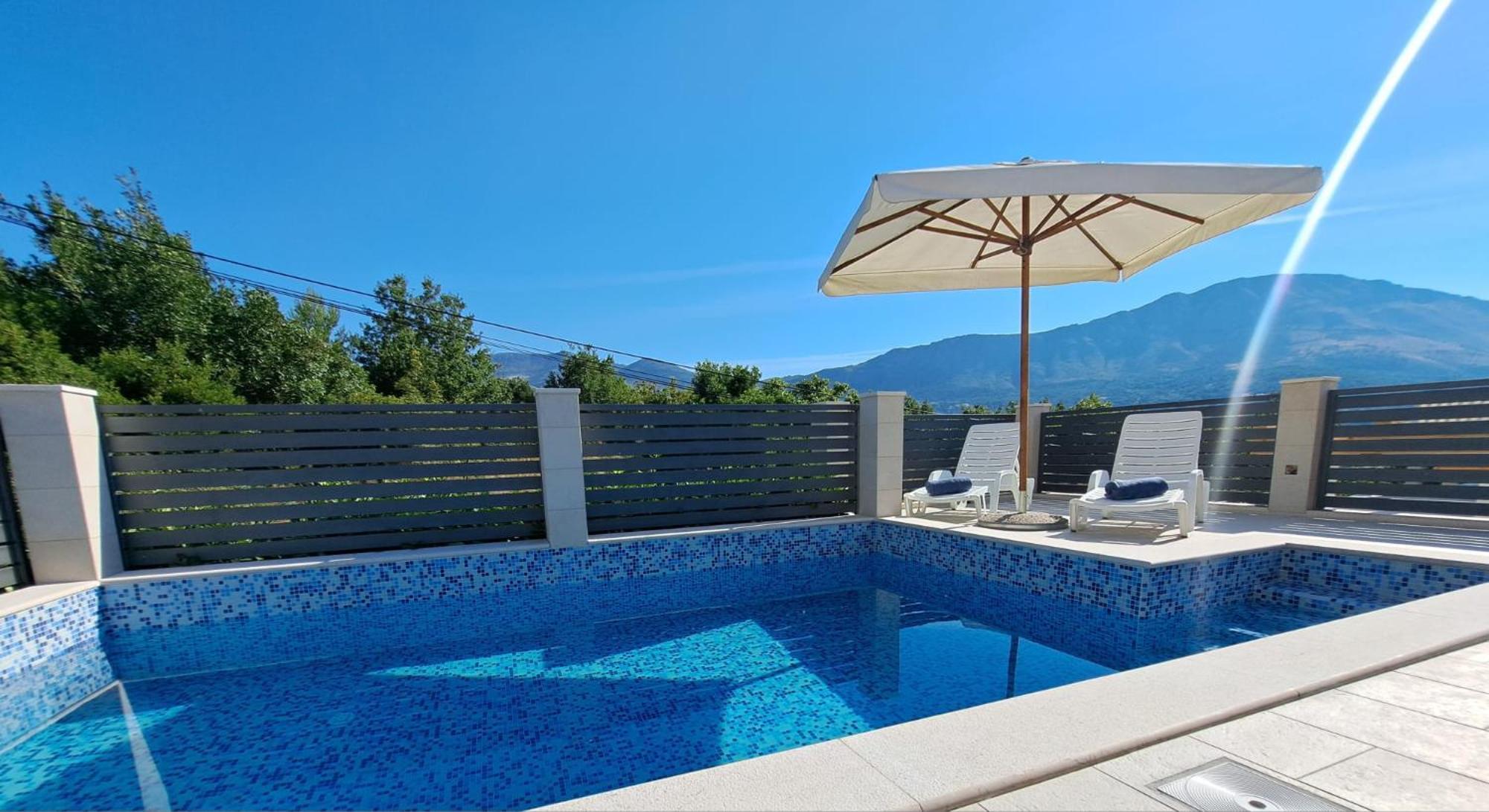 Villa "Amber" With A Pool Mlini Dış mekan fotoğraf