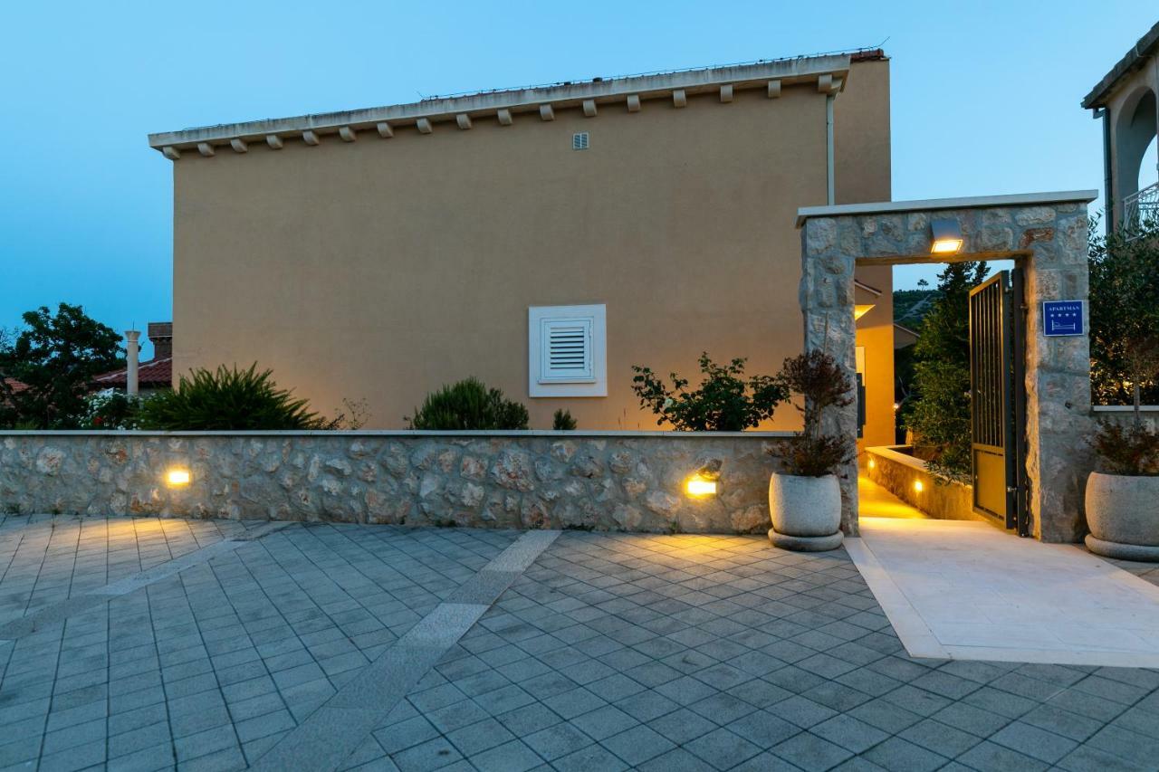 Villa "Amber" With A Pool Mlini Dış mekan fotoğraf